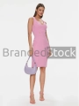 rinascimento-sukienka-koktajlowa-cfc0019370002-rozowy-regular-fit-0000303991104.webp