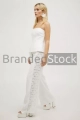 bgg21068_ivory_xl.webp